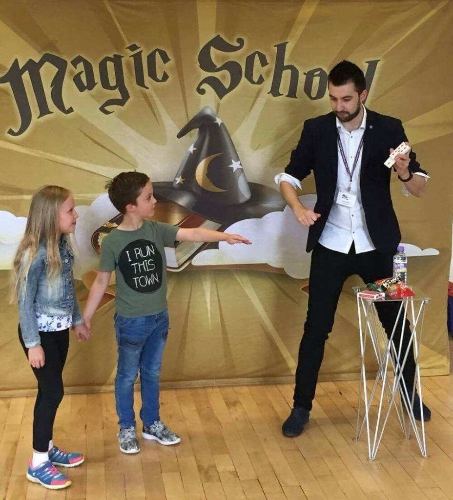 Edinburgh International Magic Festival - Magic School